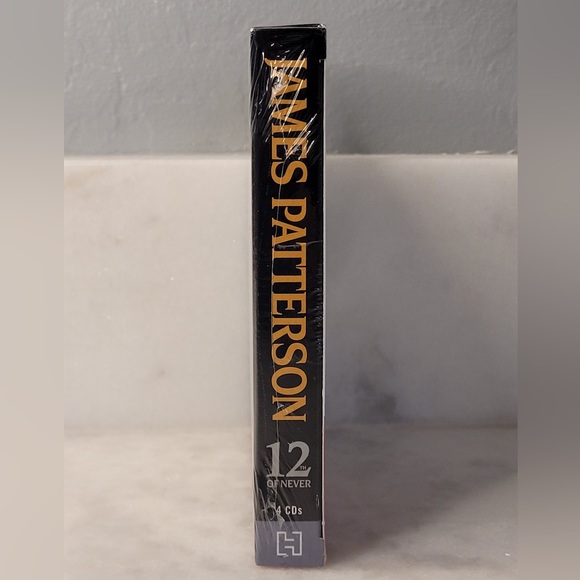 James Patterson 12th of Never Audiobook CDs - Picture 4 of 6
